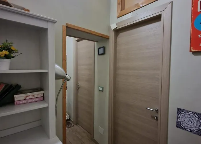 Gasthuis Chez Luna Cozy Next To Termini 4*